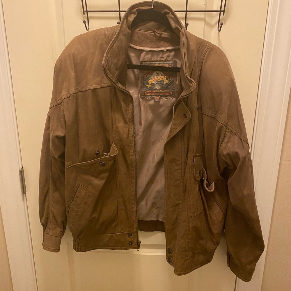 Vintage men’s brown leather jacket